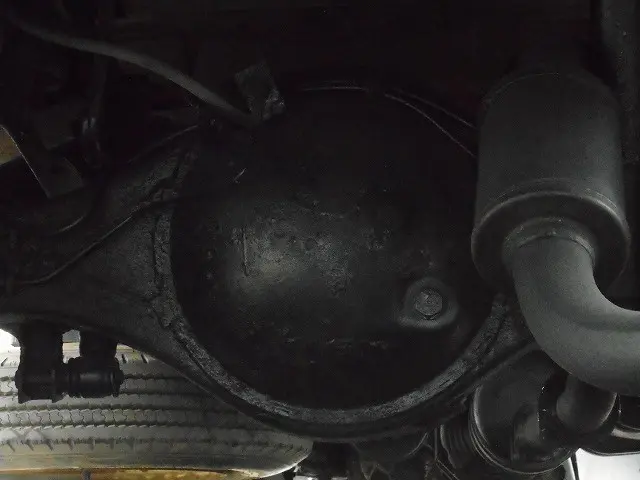 いすゞ エルフ PB-NPS81AR(4WD)の写真32