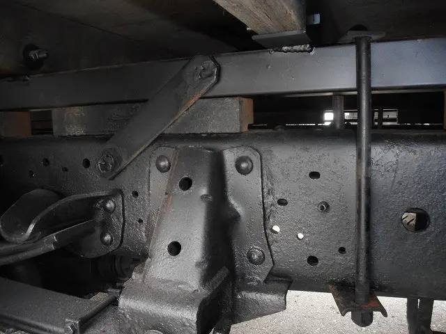いすゞ エルフ PB-NPS81AR(4WD)の写真34
