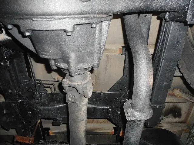 いすゞ エルフ PB-NPS81AR(4WD)の写真42