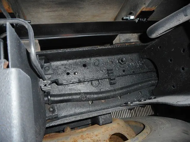 いすゞ エルフ PB-NPS81AR(4WD)の写真44