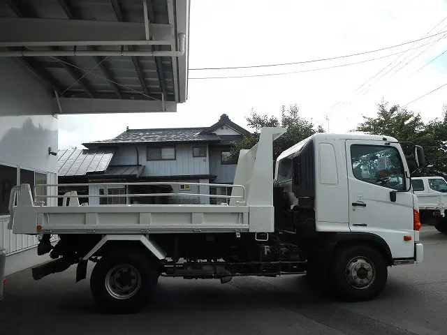 日野 レンジャー SDG-FX7JEAA(4WD)の写真4