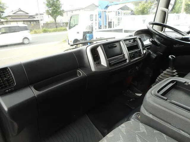 日野 レンジャー SDG-FX7JEAA(4WD)の写真19