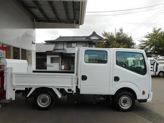 三菱 キャンターガッツ TKG-BSZ5F24(4WD)の写真4