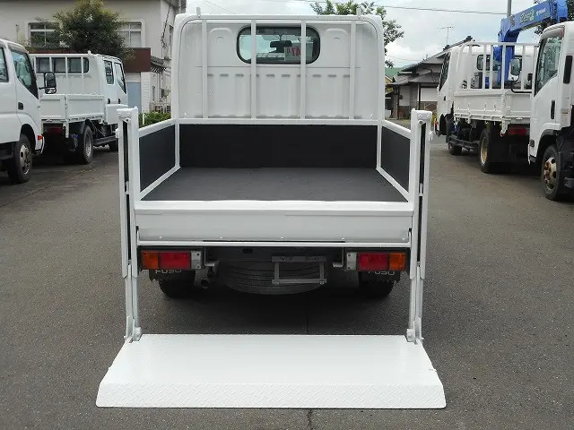 三菱 キャンターガッツ TKG-BSZ5F24(4WD)の写真9