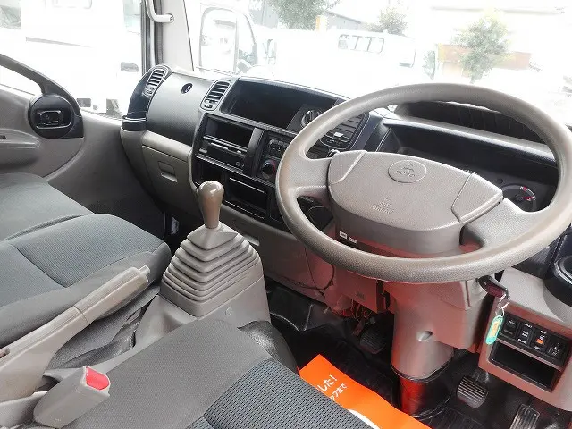 三菱 キャンターガッツ TKG-BSZ5F24(4WD)の写真13