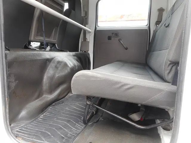 三菱 キャンターガッツ TKG-BSZ5F24(4WD)の写真21