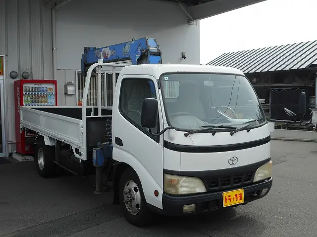 トヨタ ダイナ PB-XZU388(4WD)の写真3