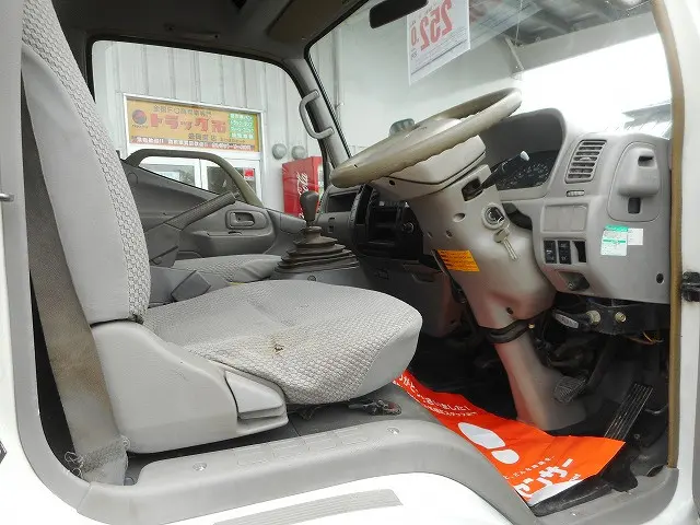 トヨタ ダイナ PB-XZU388(4WD)の写真25