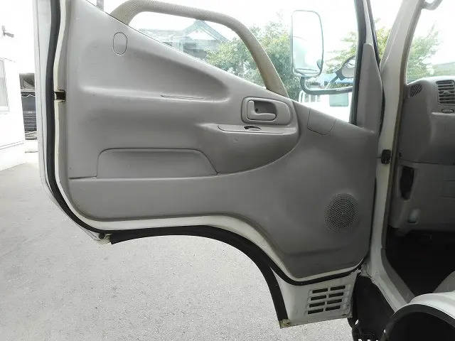 トヨタ ダイナ PB-XZU388(4WD)の写真29