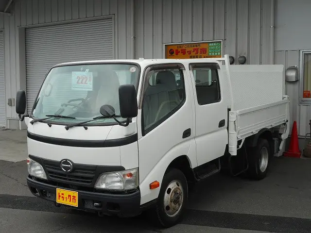 日野 デュトロ BDG-XZU378M(4WD)の写真1