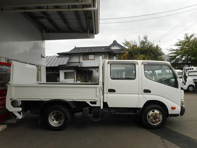 日野 デュトロ BDG-XZU378M(4WD)の写真4
