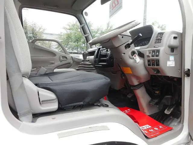 日野 デュトロ BDG-XZU378M(4WD)の写真14
