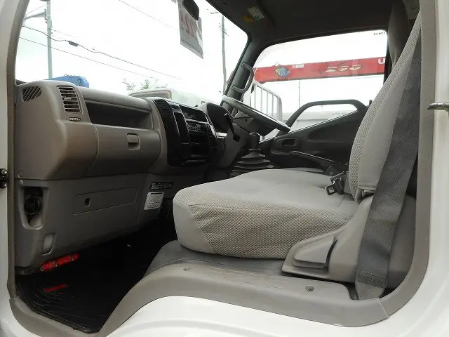 日野 デュトロ BDG-XZU378M(4WD)の写真19