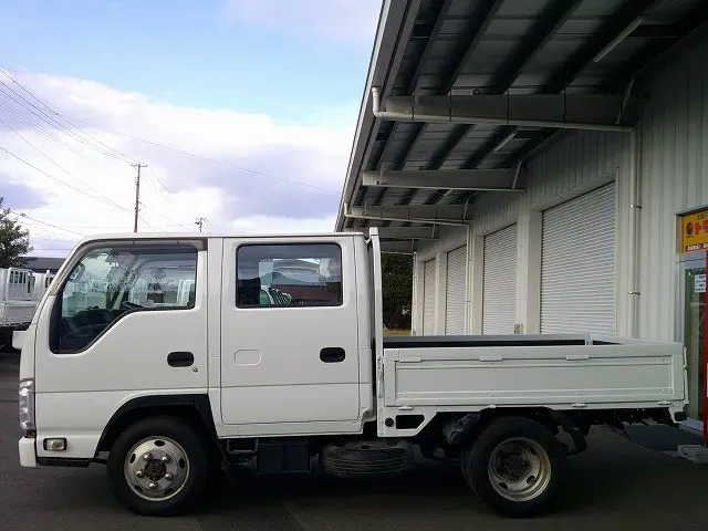 いすゞ エルフ TKG-NHS85A(4WD)の写真6