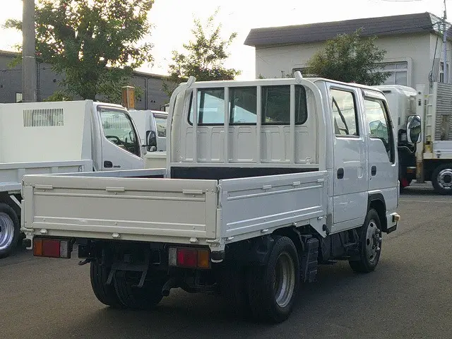いすゞ エルフ TKG-NHS85A(4WD)の写真8