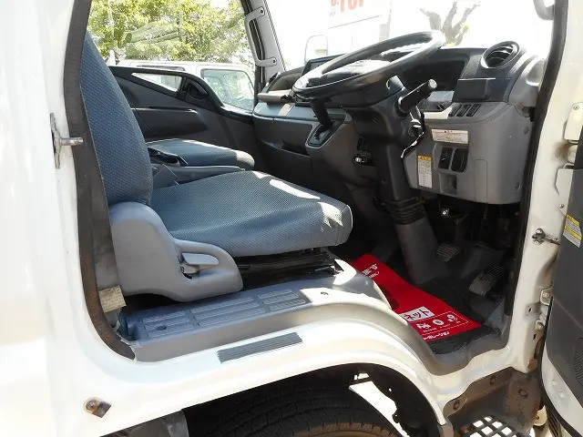 日産 アトラス FDA2W(4WD)の写真12