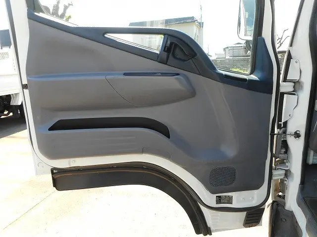 日産 アトラス FDA2W(4WD)の写真16