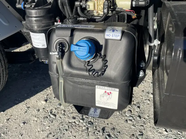 三菱 キャンター 2RG-FBA60(2WD)の写真1