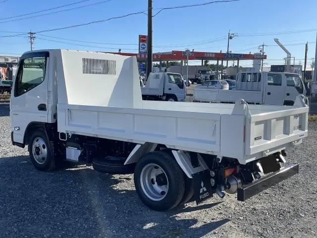 三菱 キャンター 2RG-FBA60(2WD)の写真9