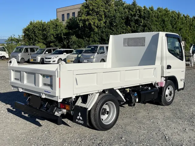 三菱 キャンター 2RG-FBA60(2WD)の写真10
