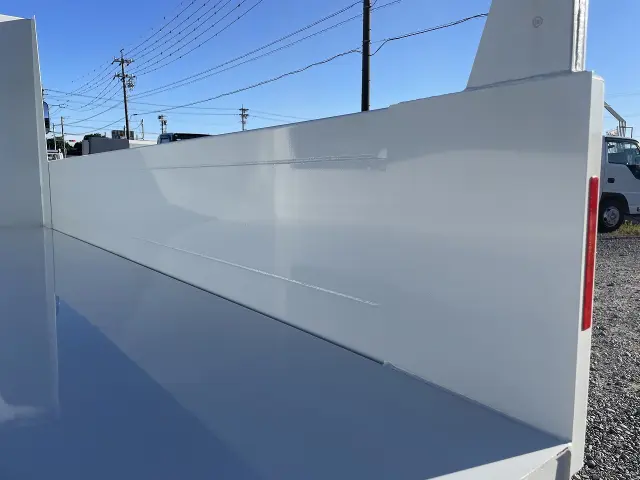 三菱 キャンター 2RG-FBA60(2WD)の写真15