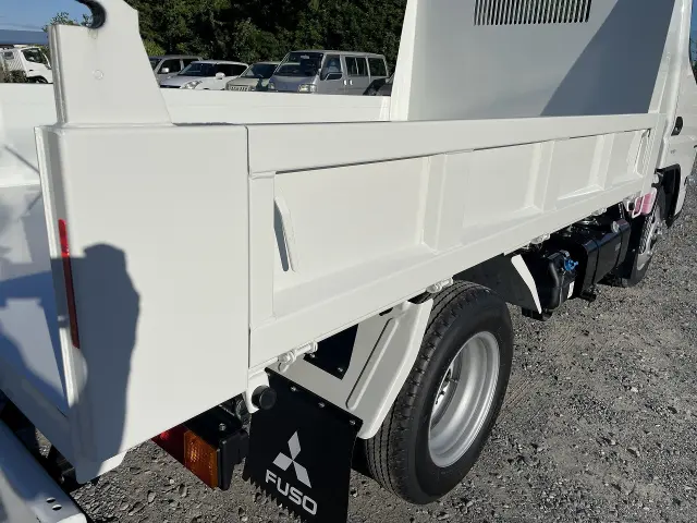 三菱 キャンター 2RG-FBA60(2WD)の写真17