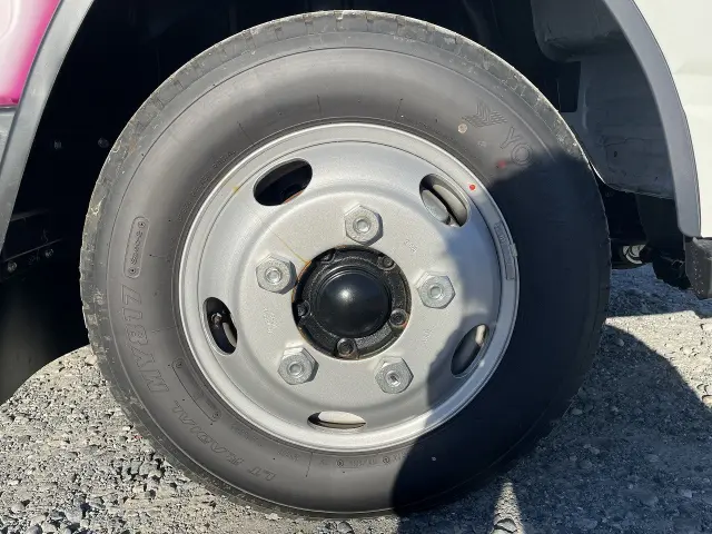 三菱 キャンター 2RG-FBA60(2WD)の写真18