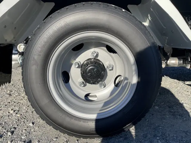 三菱 キャンター 2RG-FBA60(2WD)の写真19