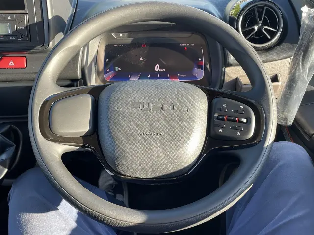 三菱 キャンター 2RG-FBA60(2WD)の写真40