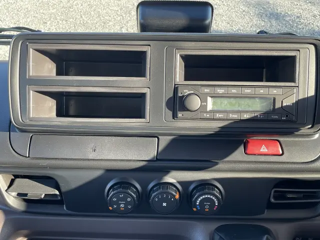 三菱 キャンター 2RG-FBA60(2WD)の写真46