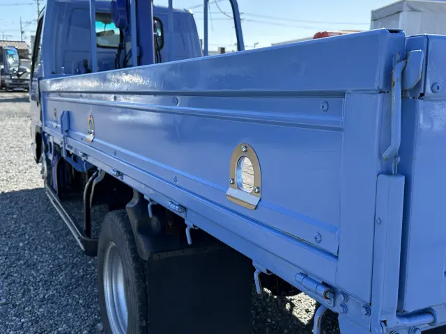 創業以来多くのトラックなどの業務用車両や乗用車の車検・点検・整備・板金・塗装を行ってます!!創業30年以上の実績と、経験豊富なスタッフが対応いたします。|日産 アトラス PB-AKR81(2WD)の写真12