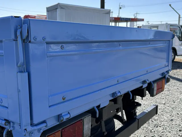 創業以来多くのトラックなどの業務用車両や乗用車の車検・点検・整備・板金・塗装を行ってます!!創業30年以上の実績と、経験豊富なスタッフが対応いたします。|日産 アトラス PB-AKR81(2WD)の写真14