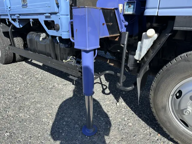 創業以来多くのトラックなどの業務用車両や乗用車の車検・点検・整備・板金・塗装を行ってます!!創業30年以上の実績と、経験豊富なスタッフが対応いたします。|日産 アトラス PB-AKR81(2WD)の写真19