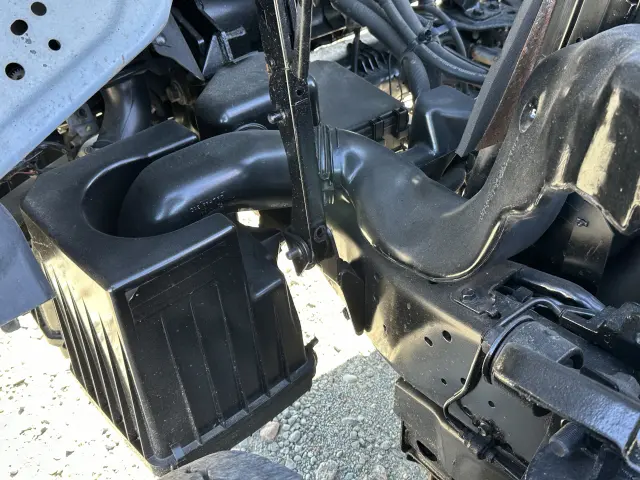 創業以来多くのトラックなどの業務用車両や乗用車の車検・点検・整備・板金・塗装を行ってます!!創業30年以上の実績と、経験豊富なスタッフが対応いたします。|日産 アトラス PB-AKR81(2WD)の写真31