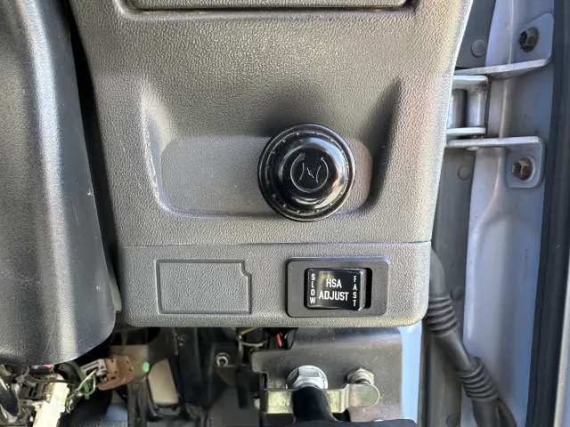 創業以来多くのトラックなどの業務用車両や乗用車の車検・点検・整備・板金・塗装を行ってます!!創業30年以上の実績と、経験豊富なスタッフが対応いたします。|日産 アトラス PB-AKR81(2WD)の写真33