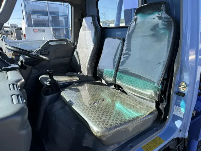 創業以来多くのトラックなどの業務用車両や乗用車の車検・点検・整備・板金・塗装を行ってます!!創業30年以上の実績と、経験豊富なスタッフが対応いたします。|日産 アトラス PB-AKR81(2WD)の写真45