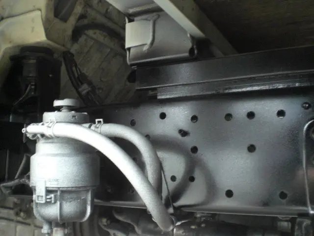 創業以来多くのトラックなどの業務用車両や乗用車の車検・点検・整備・板金・塗装を行ってます!!創業30年以上の実績と、経験豊富なスタッフが対応いたします。|トヨタ ダイナ BDG-XZU308の写真15