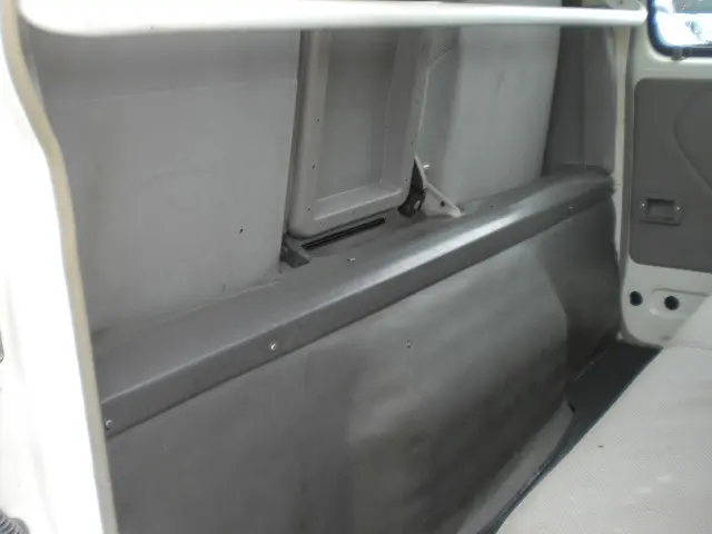 創業以来多くのトラックなどの業務用車両や乗用車の車検・点検・整備・板金・塗装を行ってます!!創業30年以上の実績と、経験豊富なスタッフが対応いたします。|トヨタ ダイナ BDG-XZU308の写真33