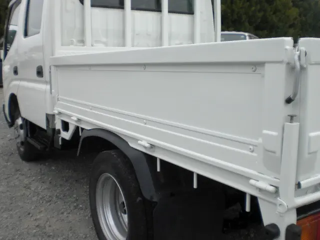 創業以来多くのトラックなどの業務用車両や乗用車の車検・点検・整備・板金・塗装を行ってます!!創業30年以上の実績と、経験豊富なスタッフが対応いたします。|トヨタ ダイナ BDG-XZU308の写真36