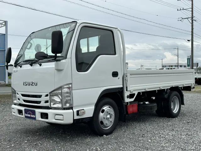 いすゞ エルフ TPG-NJR85A(2WD)の写真1