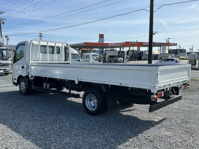 創業以来多くのトラックなどの業務用車両や乗用車の車検・点検・整備・板金・塗装を行ってます!!創業30年以上の実績と、経験豊富なスタッフが対応いたします。|日野 デュトロ TKG-XZU720M(未入力/関係無)の写真9