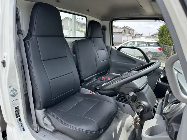 創業３９年でトラックの販売、車検、修理、買取と様々しております。３９年の信頼、実績を持つ当店にお任せ下さい。|トヨタ ダイナ TKG-XZU655(2WD)の写真3