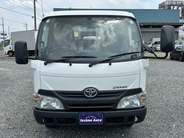 創業以来多くのトラックなどの業務用車両や乗用車の車検・点検・整備・板金・塗装を行ってます！！創業３０年以上の実績と、経験豊富なスタッフが対応いたします。|トヨタ ダイナ TKG-XZU655(2WD)の写真4