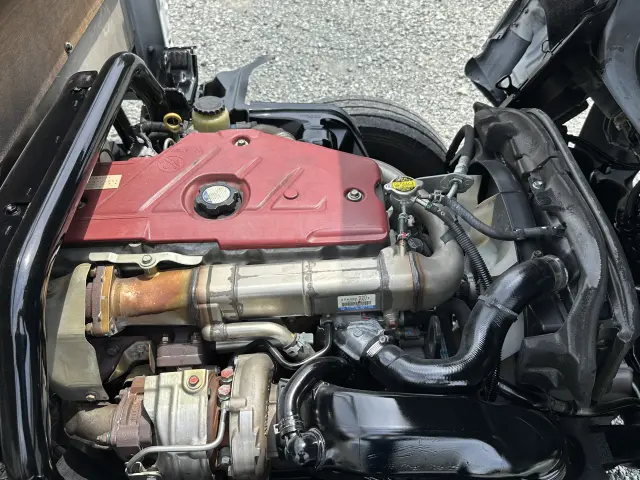 創業以来多くのトラックなどの業務用車両や乗用車の車検・点検・整備・板金・塗装を行ってます！！創業３０年以上の実績と、経験豊富なスタッフが対応いたします。|トヨタ ダイナ TKG-XZU655(2WD)の写真28