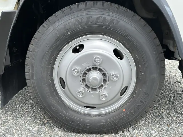 創業以来多くのトラックなどの業務用車両や乗用車の車検・点検・整備・板金・塗装を行ってます!!創業30年以上の実績と、経験豊富なスタッフが対応いたします。|いすゞ エルフ TRG-NPR85AN(2WD)の写真14