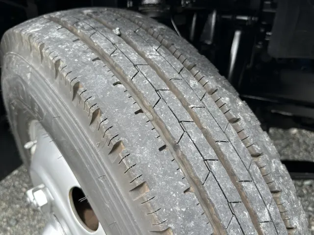 創業以来多くのトラックなどの業務用車両や乗用車の車検・点検・整備・板金・塗装を行ってます!!創業30年以上の実績と、経験豊富なスタッフが対応いたします。|いすゞ エルフ TRG-NPR85AN(2WD)の写真15