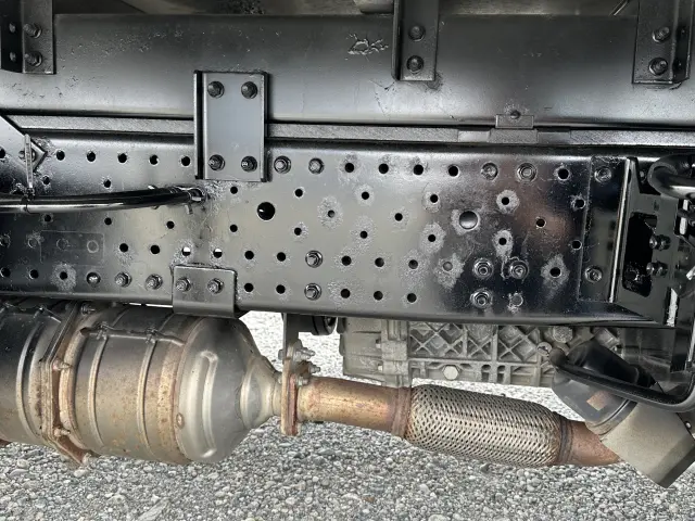 創業以来多くのトラックなどの業務用車両や乗用車の車検・点検・整備・板金・塗装を行ってます!!創業30年以上の実績と、経験豊富なスタッフが対応いたします。|いすゞ エルフ TRG-NPR85AN(2WD)の写真18