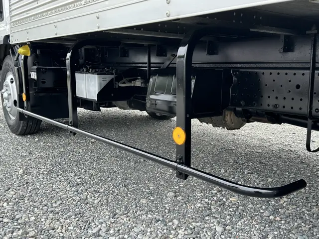 創業以来多くのトラックなどの業務用車両や乗用車の車検・点検・整備・板金・塗装を行ってます!!創業30年以上の実績と、経験豊富なスタッフが対応いたします。|いすゞ エルフ TRG-NPR85AN(2WD)の写真22