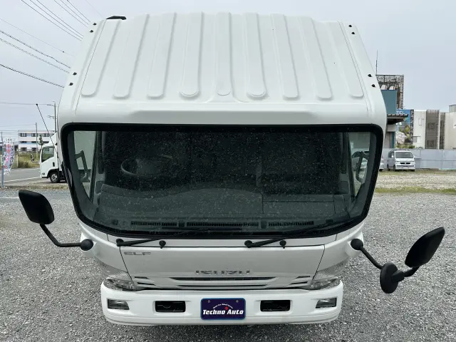 創業以来多くのトラックなどの業務用車両や乗用車の車検・点検・整備・板金・塗装を行ってます!!創業30年以上の実績と、経験豊富なスタッフが対応いたします。|いすゞ エルフ TRG-NPR85AN(2WD)の写真31