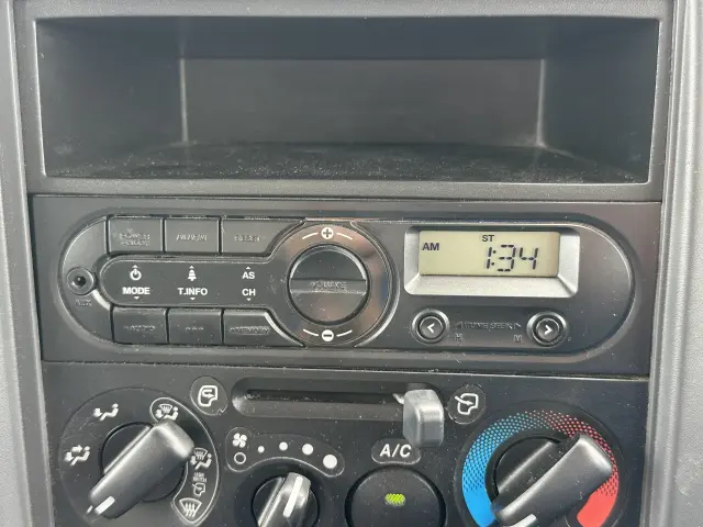 創業以来多くのトラックなどの業務用車両や乗用車の車検・点検・整備・板金・塗装を行ってます!!創業30年以上の実績と、経験豊富なスタッフが対応いたします。|いすゞ エルフ TRG-NPR85AN(2WD)の写真41